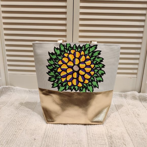 Tote Bag with Tricolor Flower design - Picture 5 of 7